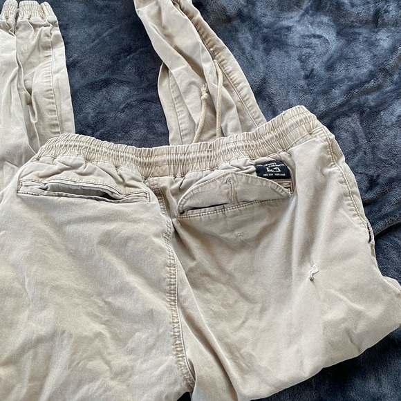 Globe Khaki Pants - Picture 4 of 4